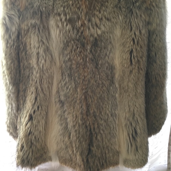 Coyote fur coat - Picture 8 of 14
